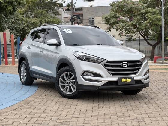 HYUNDAI TUCSON 1.6 16V T-GDI GASOLINA GLS ECOSHIFT HYUNDAI TUCSON 1.6 16V T-GDI GASOLINA GLS ECOSHIFT